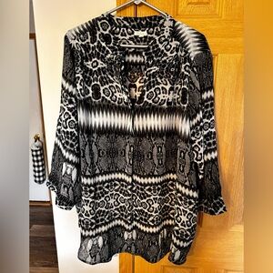 Antilia Femme Black and White Graphic Blouse with 3/4 Sleeves